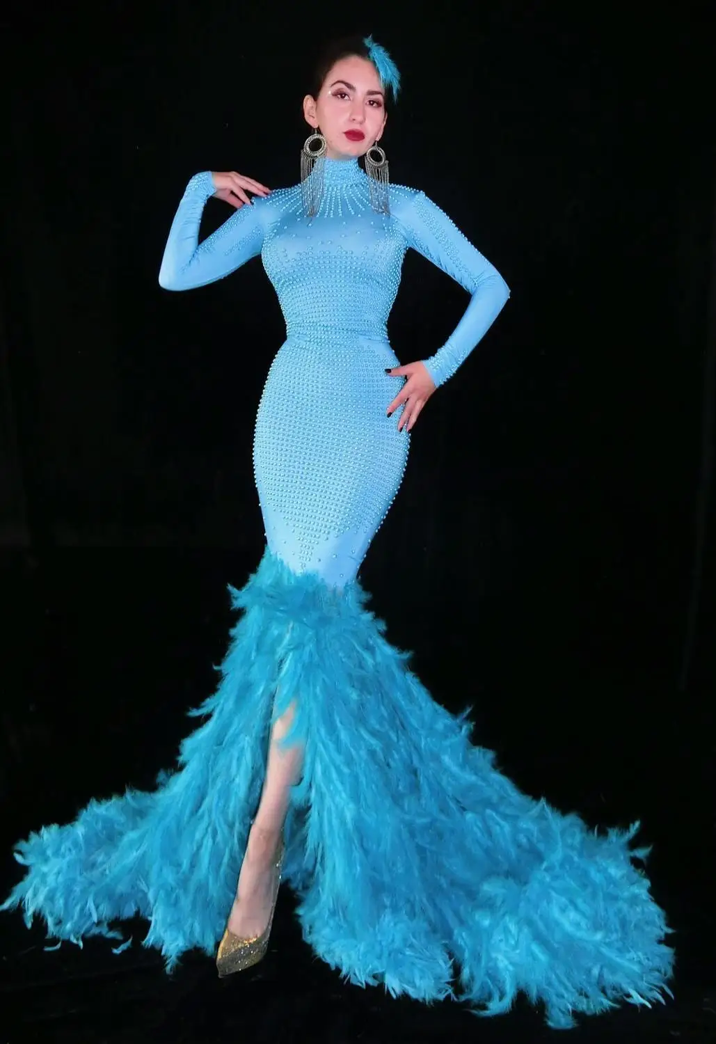 High Quality High Elastic Blue Feather Bodycon Trumpet Dress Dj Party Singer Costumes Dress
High Quality High Elastic Blue Feather Bodycon Trumpet Dress Dj Party Singer Costumes Dress