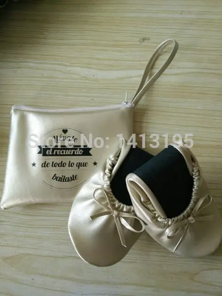 Free shipping ! Hot selling ,fold up ballet shoes printed foldable flats wedding gift for guest
Free shipping ! Hot selling ,fold up ballet shoes printed foldable flats wedding gift for guest