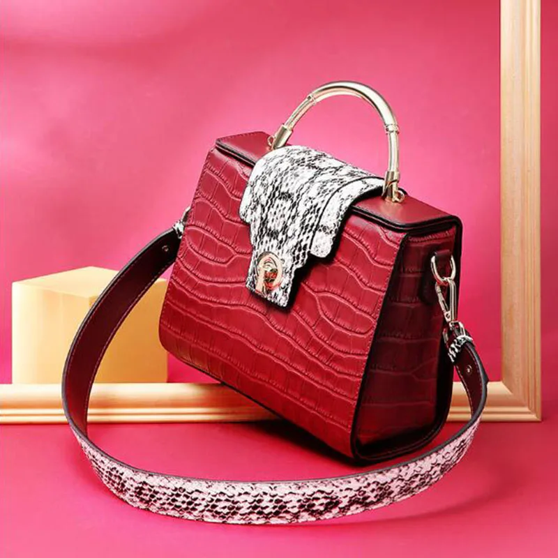 Luxury Ladies Handbags Designer Genuine Leather Bags For Women Female Crocodile Pattern Shoulder Bag Fashion Women Messenger Bag
Luxury Ladies Handbags Designer Genuine Leather Bags For Women Female Crocodile Pattern Shoulder Bag Fashion Women Messenger Bag