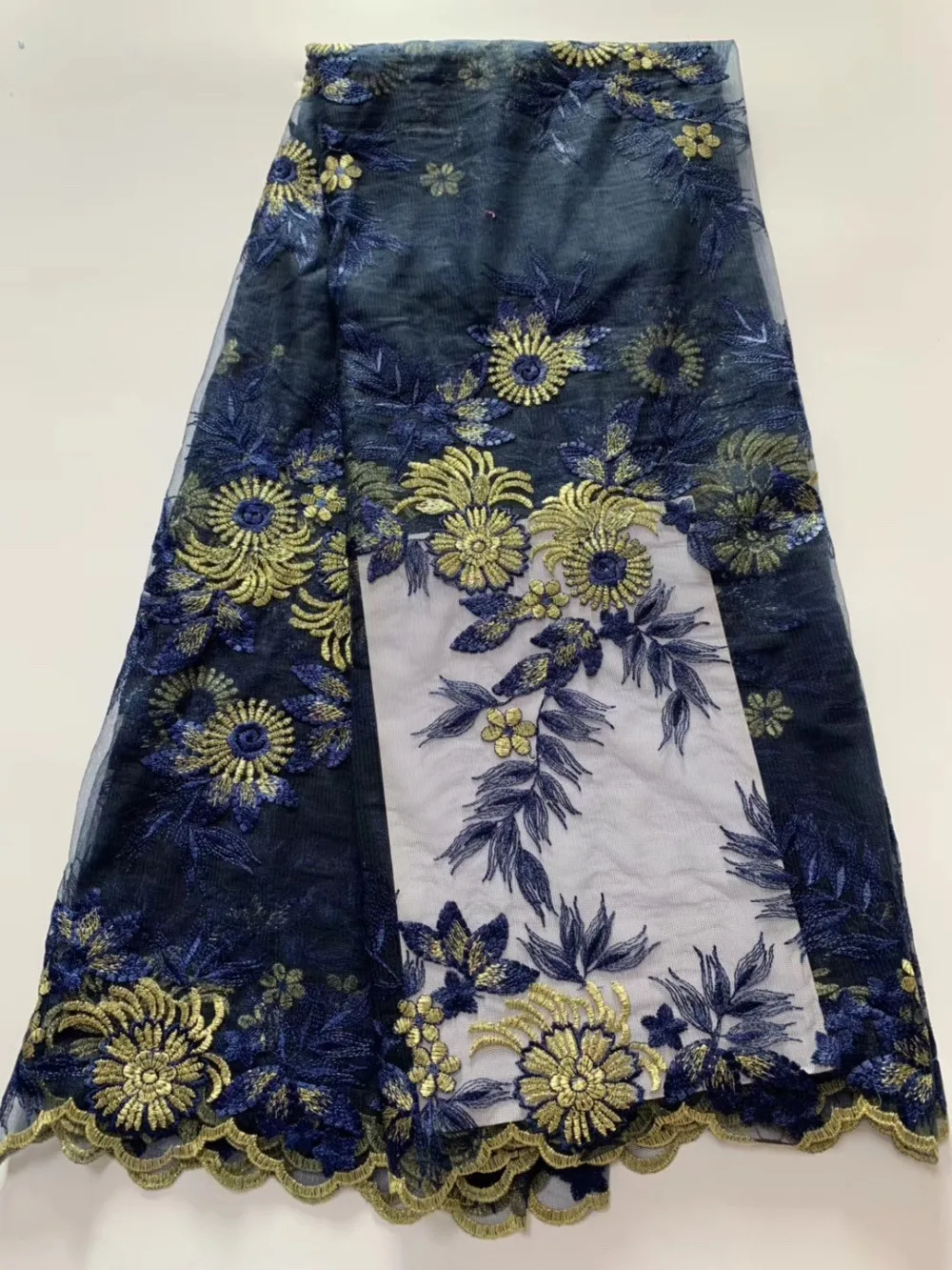 Latest African Lace Fabric 2019 High Quality French Lace Fabric for Party Wedding Dress Clothes
Latest African Lace Fabric 2019 High Quality French Lace Fabric for Party Wedding Dress Clothes