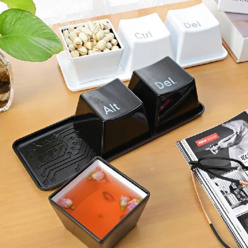 CJ235 Hot 1 Set of 3pcs Ctrl ALT DEL Keyboard Key Design Coffee Tea Cup Container
CJ235 Hot 1 Set of 3pcs Ctrl ALT DEL Keyboard Key Design Coffee Tea Cup Container
