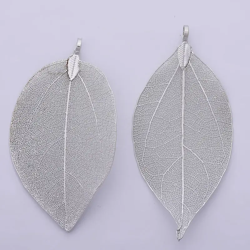 2pcs real leaf,Botanical jewelry,Nature Walnut Tree Leaf,leaf pendant,silver plated,jewelry supply,Filigree Leaf Charm-10120001
2pcs real leaf,Botanical jewelry,Nature Walnut Tree Leaf,leaf pendant,silver plated,jewelry supply,Filigree Leaf Charm-10120001