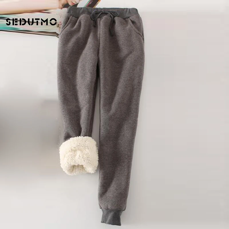 SEDUTMO Winter Vlevet Pants Women Fleece Harem Pant High Waist Loose Warm Cotton Black Trousers Streetwear Sweatpants ED430
SEDUTMO Winter Vlevet Pants Women Fleece Harem Pant High Waist Loose Warm Cotton Black Trousers Streetwear Sweatpants ED430