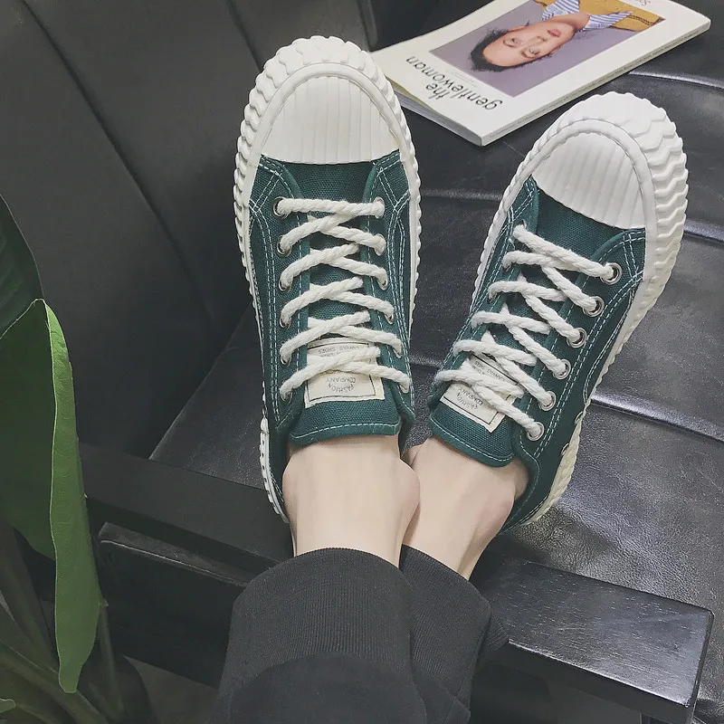 Spring and summer breathable port wind ins canvas shoes male Korean version of the trend of casual cloth shoes men ulzzang wild
Spring and summer breathable port wind ins canvas shoes male Korean version of the trend of casual cloth shoes men ulzzang wild