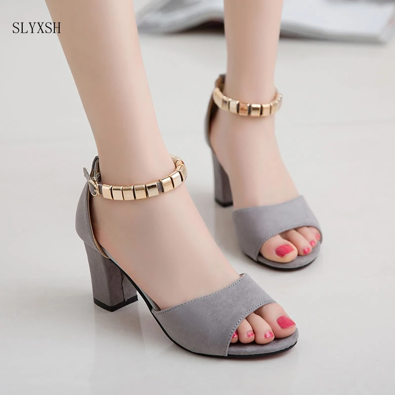 SLYXSH 2019 Summer Hollow Women Sandals Thick High Heel Ankle Strap Fashion Sandal Female Shoes
SLYXSH 2019 Summer Hollow Women Sandals Thick High Heel Ankle Strap Fashion Sandal Female Shoes