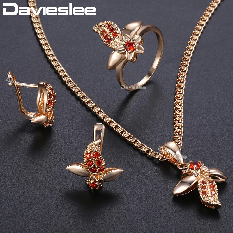 Davieslee Jewelry Sets For Women Rose Gold Color Red Cubic Zirconia Women's Leaf Earrings Rings Pendant DGE119
Davieslee Jewelry Sets For Women Rose Gold Color Red Cubic Zirconia Women's Leaf Earrings Rings Pendant DGE119