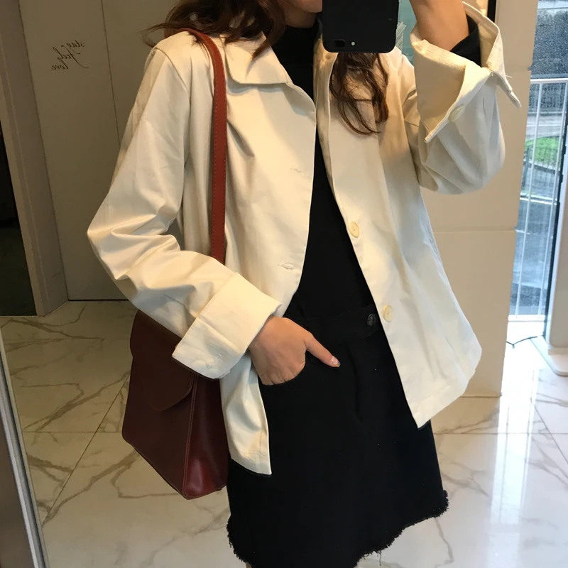 2 colors Women autumn korean style short Trench Coat Female Windbreaker Out long sleeve solid color coat womens (C6219 )
2 colors Women autumn korean style short Trench Coat Female Windbreaker Out long sleeve solid color coat womens (C6219 )