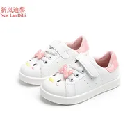 childrens shoes 2018 spring and autumn plush waterproof leather boys and girls leisure sports kids lovely white Black pink shoes image