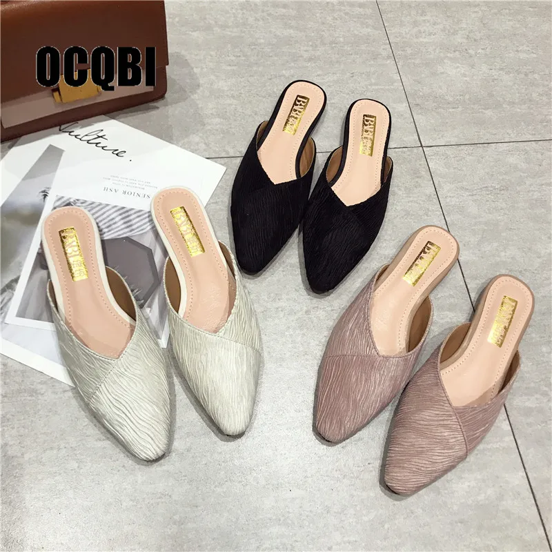 2019 New Spring Summer Slippers Women Flat Mules Shoes Casual Pointed Toe Slip On Slides Beach Flip Flop suede low with Mules
2019 New Spring Summer Slippers Women Flat Mules Shoes Casual Pointed Toe Slip On Slides Beach Flip Flop suede low with Mules