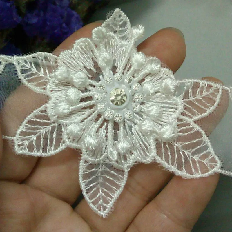 1 yard White Polyester Pearl 3D Flowers Embroidered African Lace Trim Ribbon Fabric Handmade Sewing Craft For Hat Decoration
1 yard White Polyester Pearl 3D Flowers Embroidered African Lace Trim Ribbon Fabric Handmade Sewing Craft For Hat Decoration