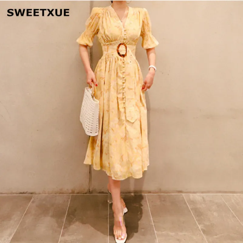 SWEETXUE 2019 Summer Vintage Yellow Print Long Dress Elegant V-Neck Single-Breasted Flare Sleeve Chiffon Holiday Party Dress
SWEETXUE 2019 Summer Vintage Yellow Print Long Dress Elegant V-Neck Single-Breasted Flare Sleeve Chiffon Holiday Party Dress