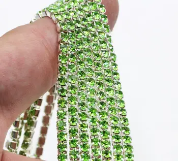 10Yard Peridot Green Claw Crystal Rhinestones Chain Gradient DIY Dense Silver Base Rhineston Chain Garment&Bag Art Decoration
10Yard Peridot Green Claw Crystal Rhinestones Chain Gradient DIY Dense Silver Base Rhineston Chain Garment&Bag Art Decoration