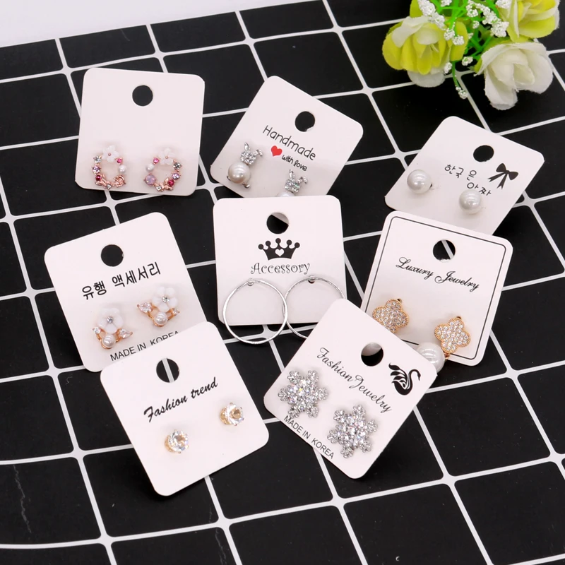 New 100pcs 4x4cm 8Kinds White Paper Simplicity and popularity Jewelry Display Earring Stud Cards Jewelry Making Diy Accessories
New 100pcs 4x4cm 8Kinds White Paper Simplicity and popularity Jewelry Display Earring Stud Cards Jewelry Making Diy Accessories