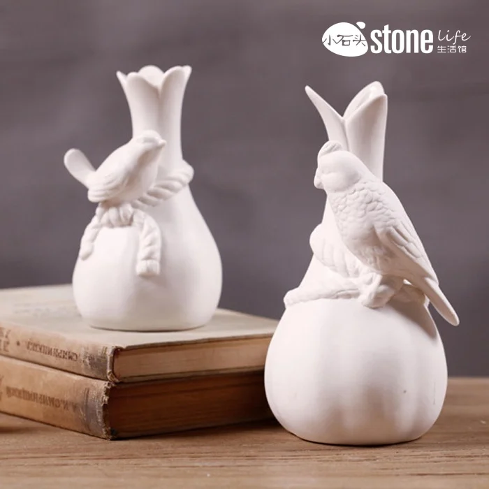 ZAKKA ceramic vase home decorations ornaments creative modern minimalist retro American bird vase
ZAKKA ceramic vase home decorations ornaments creative modern minimalist retro American bird vase