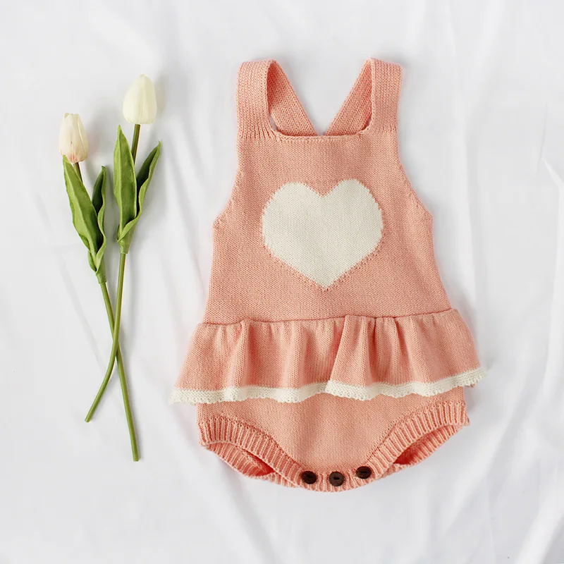 2018 Autumn Love Baby Girls Knitted Woolen Fart Suit Romper Valentine's Day Toddlers Love Heart Vestido Ruffle Jumpsuit Outfit
2018 Autumn Love Baby Girls Knitted Woolen Fart Suit Romper Valentine's Day Toddlers Love Heart Vestido Ruffle Jumpsuit Outfit