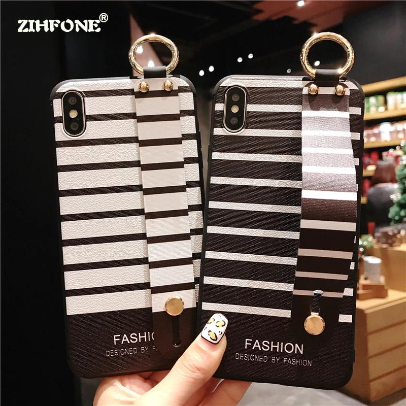 Fashion Stripe Phone Case For Vivo V11i Z3i Case On Vivo V11 X21S Y97 X23 Vivo Nex A S Silicone Soft Wristband Back Cover Capa
Fashion Stripe Phone Case For Vivo V11i Z3i Case On Vivo V11 X21S Y97 X23 Vivo Nex A S Silicone Soft Wristband Back Cover Capa