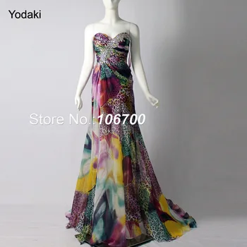 Real photos glamorous red carpet gowns crystal beading backless floor length affordable elegant floral print long prom dresses
Real photos glamorous red carpet gowns crystal beading backless floor length affordable elegant floral print long prom dresses