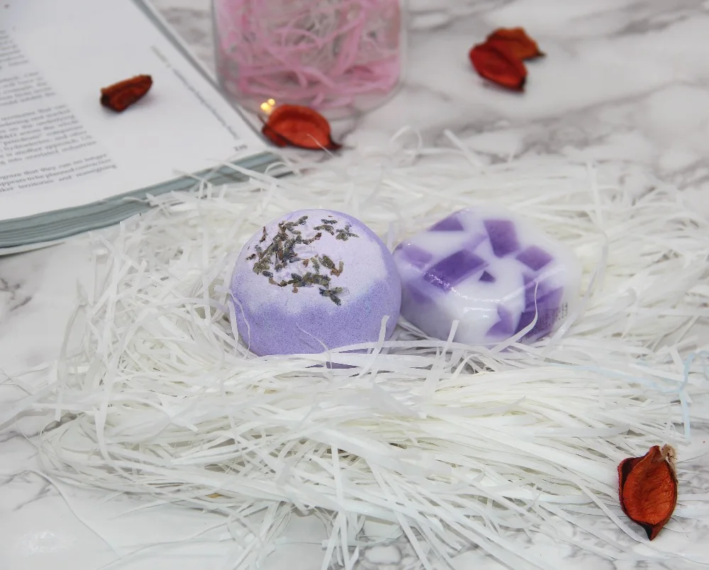 120g bath bombs, 100g handmade soap, aromatic scents, moisturizing & nourishing ingredients, handmade, gift sets.
120g bath bombs, 100g handmade soap, aromatic scents, moisturizing & nourishing ingredients, handmade, gift sets.