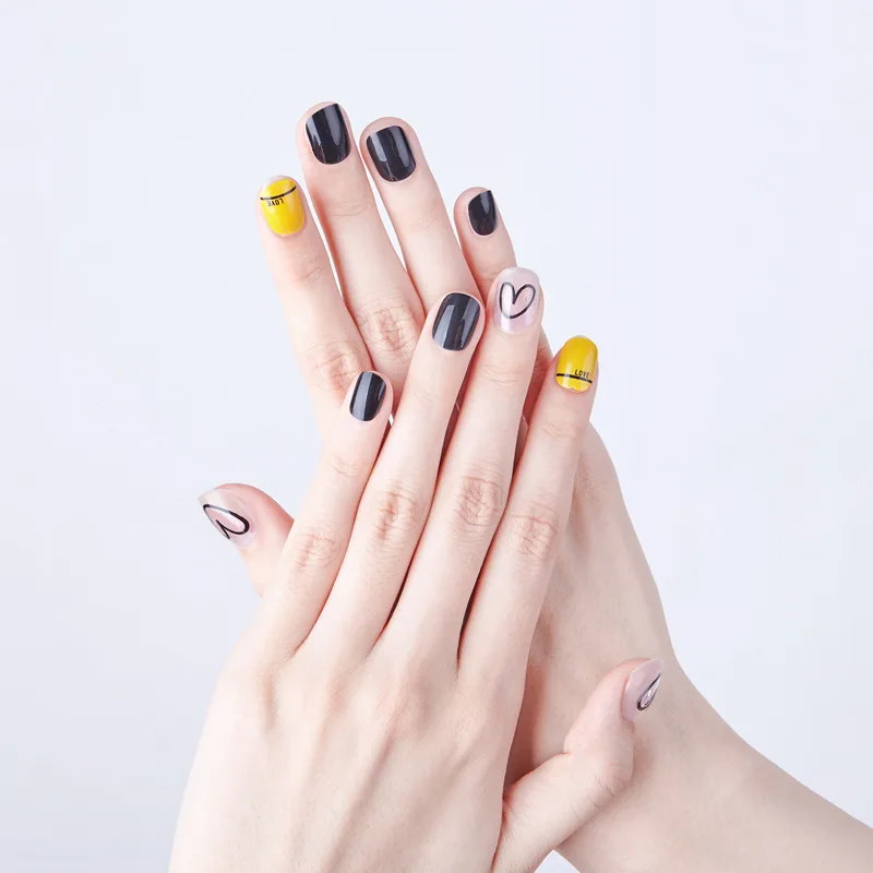 New 24pcs Black Drawing Heart Yellow Transparent False Nails Short Square Detachable Full Cover Fake Nail Tips with Glue Sticker
New 24pcs Black Drawing Heart Yellow Transparent False Nails Short Square Detachable Full Cover Fake Nail Tips with Glue Sticker