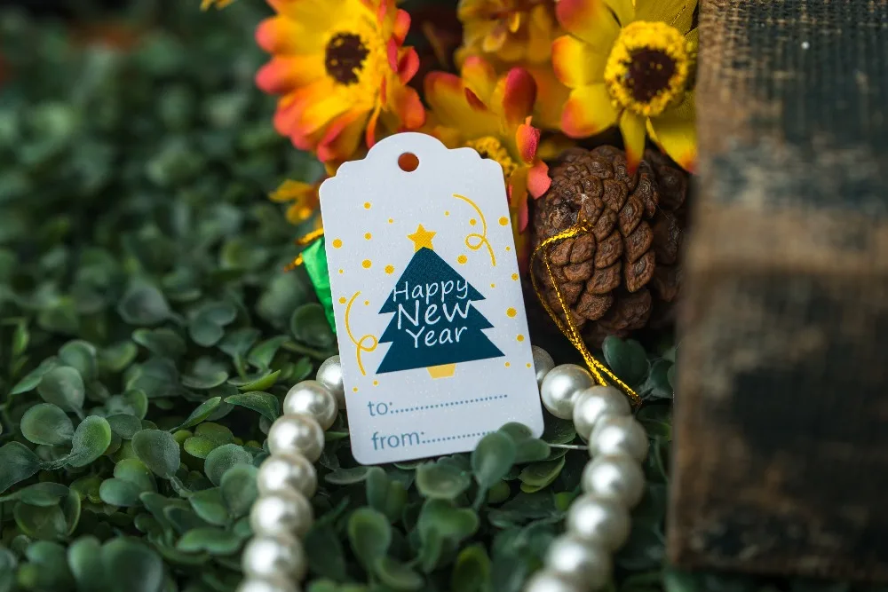 200 pcs 3.5x6.2cm paper label christmas tree candy favor tags New year's gifts Label christmas tree Commodity label invitation
200 pcs 3.5x6.2cm paper label christmas tree candy favor tags New year's gifts Label christmas tree Commodity label invitation