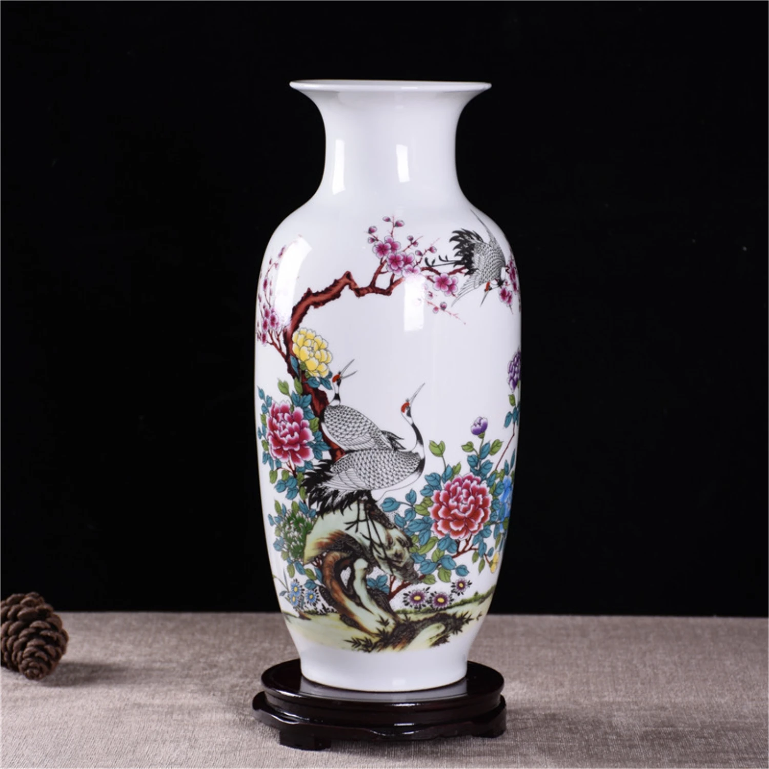 Jingdezhen White Ceramic Vase Pottery Decoration Chinese Paintings Vase Flower Vase Flower Arrangement Modern Home Decoration
Jingdezhen White Ceramic Vase Pottery Decoration Chinese Paintings Vase Flower Vase Flower Arrangement Modern Home Decoration