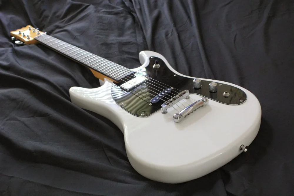Solid body replica guitar Korean hardware electric guitar top quality guitarra electrica diy guitar kit GT196
Solid body replica guitar Korean hardware electric guitar top quality guitarra electrica diy guitar kit GT196