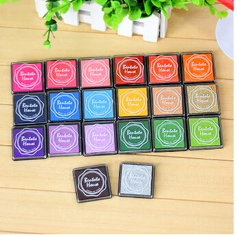 20pcs/lot 20 colors DIY Scrapbooking Vintage Crafts Ink pad Colorful Inkpad Stamps Sealing Decoration Stamp
20pcs/lot 20 colors DIY Scrapbooking Vintage Crafts Ink pad Colorful Inkpad Stamps Sealing Decoration Stamp