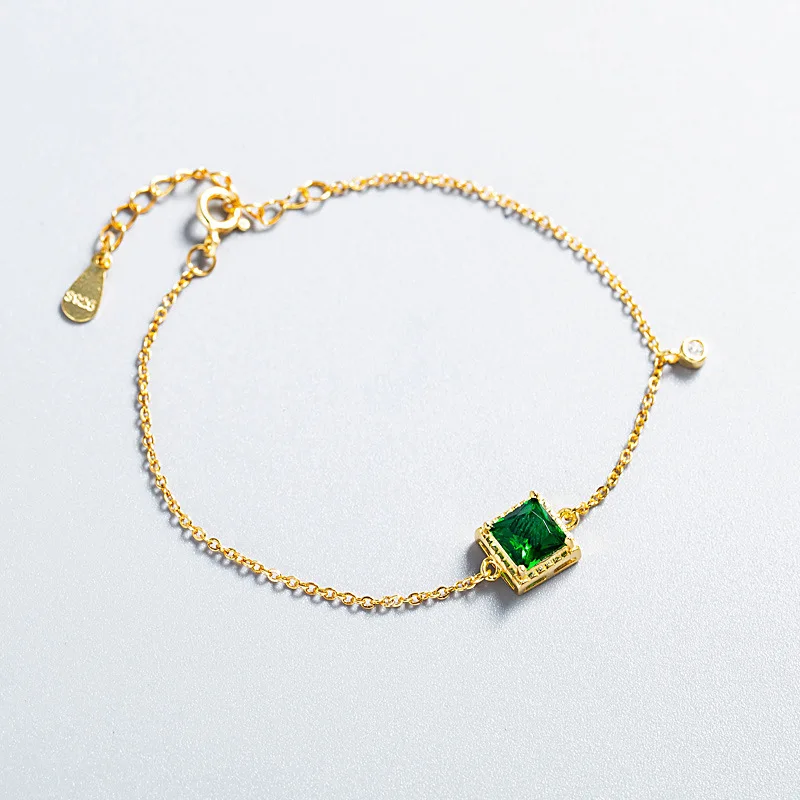 Green Square Cubic Zirconia 925 Sterling Silver Hand Bracelets for Women Fashion Korean Gold Color CZ Bracelet Jewellery 2019
Green Square Cubic Zirconia 925 Sterling Silver Hand Bracelets for Women Fashion Korean Gold Color CZ Bracelet Jewellery 2019