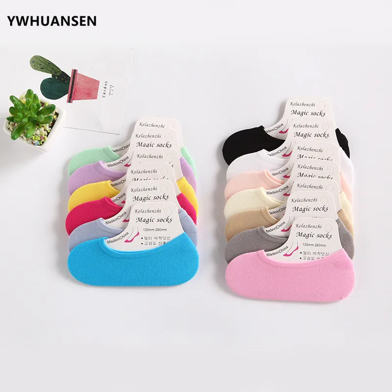 YWHUANSEN 5 Pairs/lot Summer Velvet Women's White Slipper Socks Thin Invisible Boat Sock Candy Color Short Flat Sock Best Female
YWHUANSEN 5 Pairs/lot Summer Velvet Women's White Slipper Socks Thin Invisible Boat Sock Candy Color Short Flat Sock Best Female