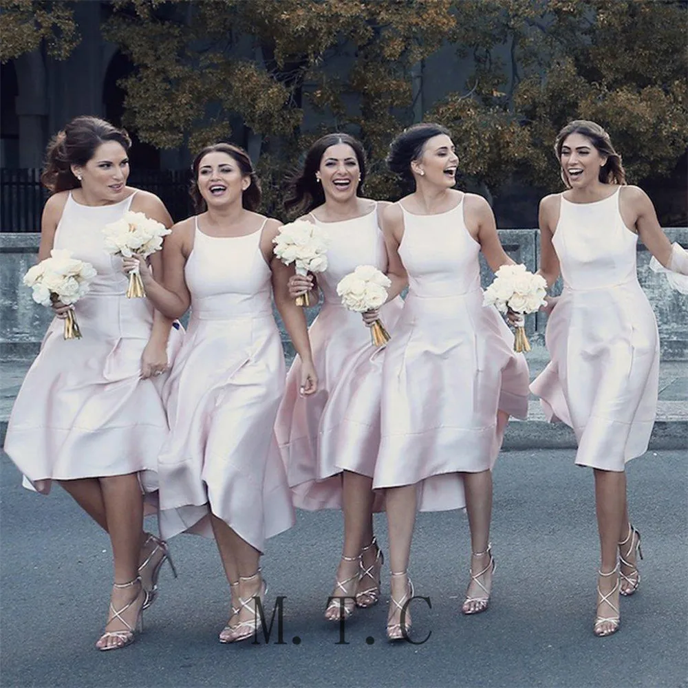 High Quality Light Pink Satin Dresses Bridesmaid A Line Knee Length Spaghetti Strap Sexy Wedding Party Dress Cheap Women Gowns
High Quality Light Pink Satin Dresses Bridesmaid A Line Knee Length Spaghetti Strap Sexy Wedding Party Dress Cheap Women Gowns