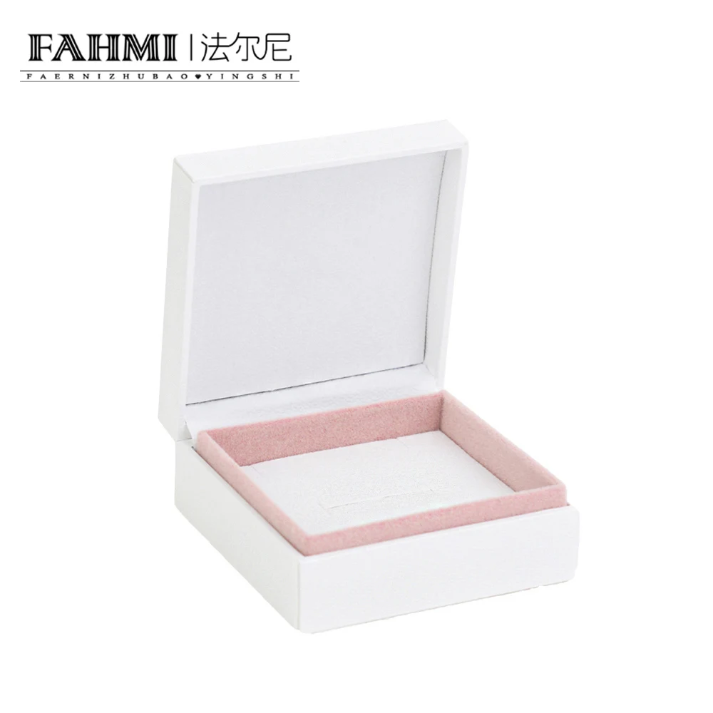 FAHMI Silver Jewelry Protection Box Ring Bracelet Earrings Necklace Charm Gift Packaging Box Original Jewelry Display Box
FAHMI Silver Jewelry Protection Box Ring Bracelet Earrings Necklace Charm Gift Packaging Box Original Jewelry Display Box