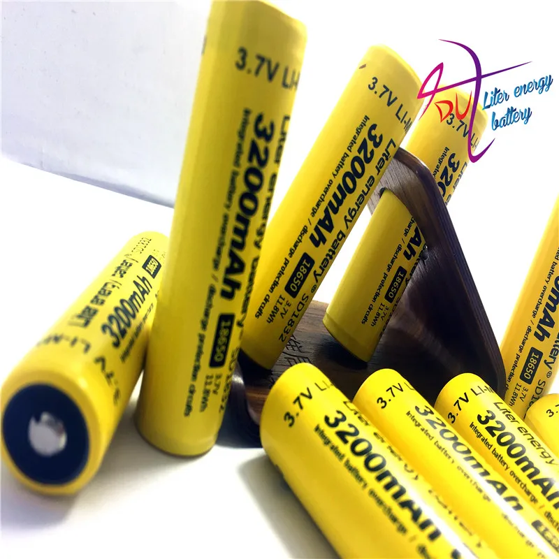 4PCS 100% New Original NCR18650B 3.7 v 3200 mAh 18650 Lithium Rechargeable batteries+ Battery Storage box
4PCS 100% New Original NCR18650B 3.7 v 3200 mAh 18650 Lithium Rechargeable batteries+ Battery Storage box