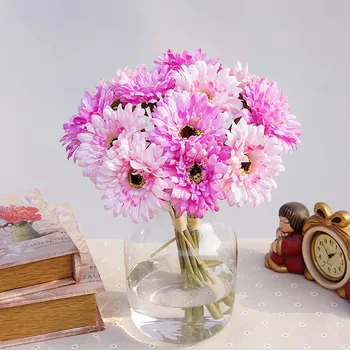 6pcs Silk stamen gerbera bouquet new Year Christmas home Decorative accessories Wedding fake plastic flowers Artificial flowers
6pcs Silk stamen gerbera bouquet new Year Christmas home Decorative accessories Wedding fake plastic flowers Artificial flowers
