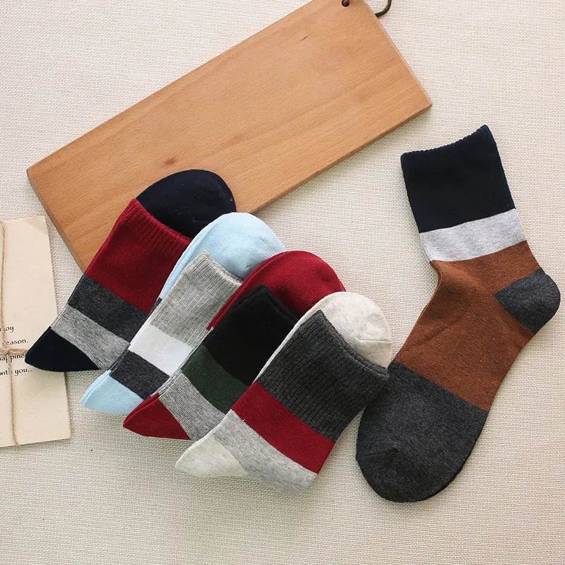 1Pair Autumn Winter Men Middle Tube Socks Cotton Stitching Stripe Casual Business Socks Warm Thick Comfortable Men Socks
1Pair Autumn Winter Men Middle Tube Socks Cotton Stitching Stripe Casual Business Socks Warm Thick Comfortable Men Socks