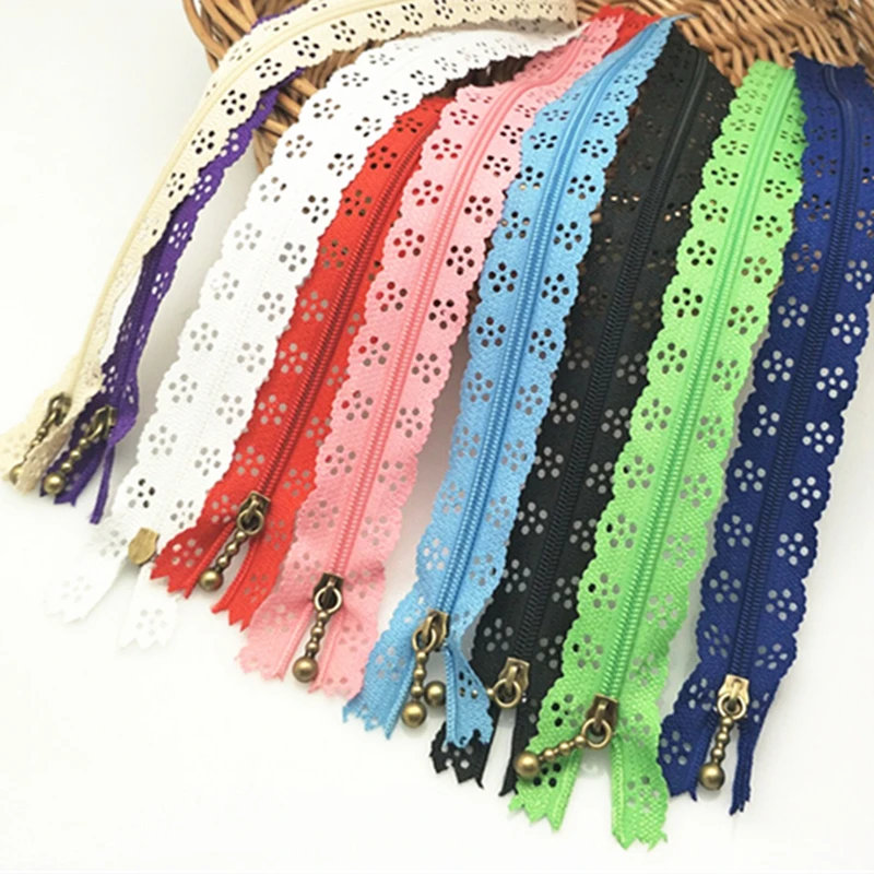 5pc 25cm Nylon Coil Beautiful Lace Zippers Lace Sewing Zipper for DIY bag etc Tailor Sewer Craft Retail KT0755 5BB5303
5pc 25cm Nylon Coil Beautiful Lace Zippers Lace Sewing Zipper for DIY bag etc Tailor Sewer Craft Retail KT0755 5BB5303
