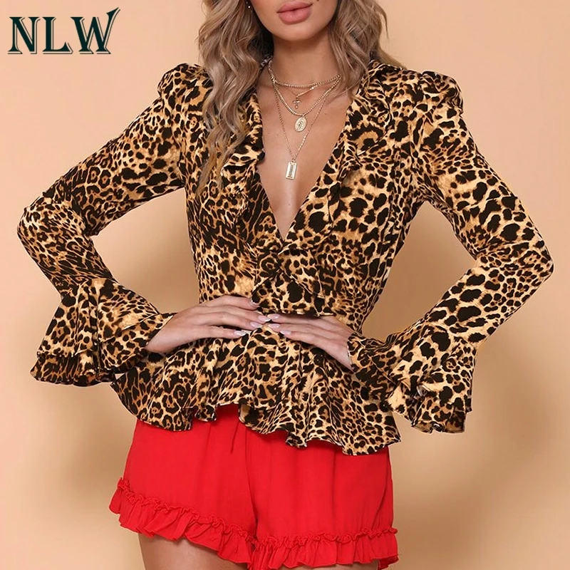 NLW Flare Sleeve Leopard Print Short Blouse Vintage Sexy Short Blouses Women Casual Party Blusa Mujer 2019 Winter
NLW Flare Sleeve Leopard Print Short Blouse Vintage Sexy Short Blouses Women Casual Party Blusa Mujer 2019 Winter