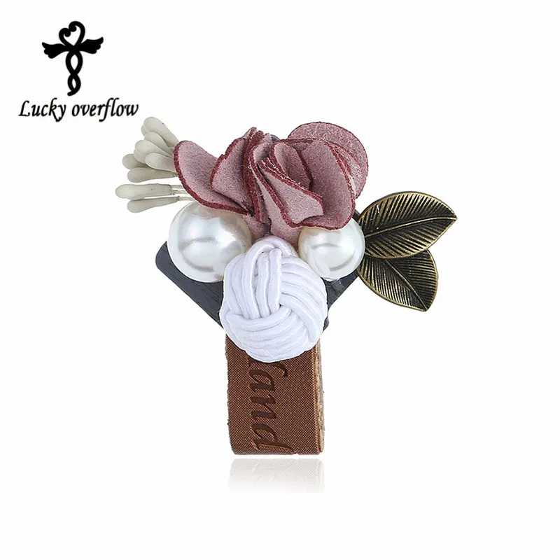 Fashion Pearls Flowers Brooches Pins Women Handmade Wedding Leather Brooch For Feminine Banquet Party Accessories Gift
Fashion Pearls Flowers Brooches Pins Women Handmade Wedding Leather Brooch For Feminine Banquet Party Accessories Gift