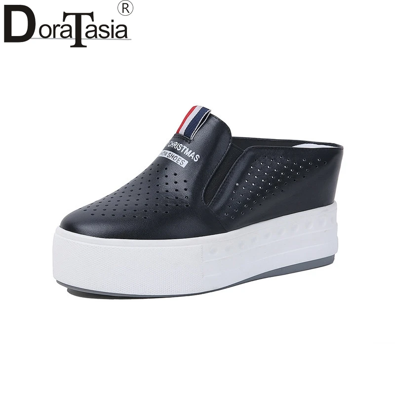 DoraTasia Brand Design Genuine Leather Solid Flat Platform Shoes Woman Casual Spring Fashion Flats Black Big Size 33-40
DoraTasia Brand Design Genuine Leather Solid Flat Platform Shoes Woman Casual Spring Fashion Flats Black Big Size 33-40