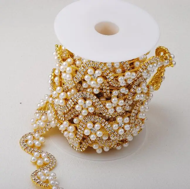 1 Yard 2.6CM Sewing Accessories Gold Pearls Clear Crystal Rhinestone Applique Trimming
1 Yard 2.6CM Sewing Accessories Gold Pearls Clear Crystal Rhinestone Applique Trimming