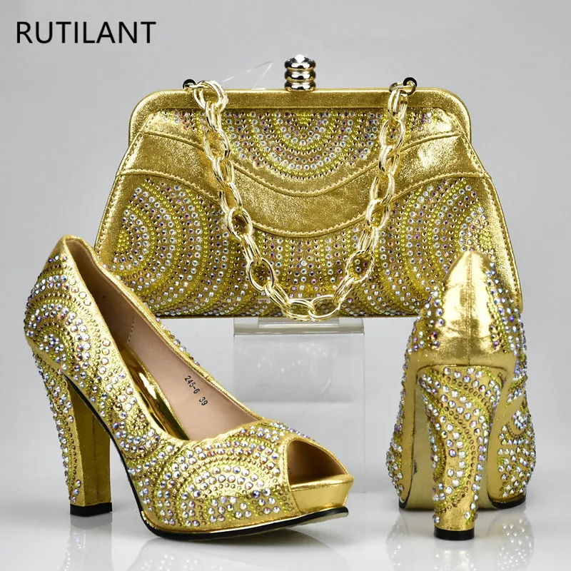 African Italian Shoe and Bag Set Gold Color Italian Ladies Shoe and Bag Set Decorated with Rhinestone Nigerian Women Shoes Bag
African Italian Shoe and Bag Set Gold Color Italian Ladies Shoe and Bag Set Decorated with Rhinestone Nigerian Women Shoes Bag