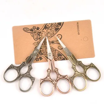 3 colour Sewing classic Embroidery scissor DIY European Retro handicraft for Scrapbook instrument c2621
3 colour Sewing classic Embroidery scissor DIY European Retro handicraft for Scrapbook instrument c2621