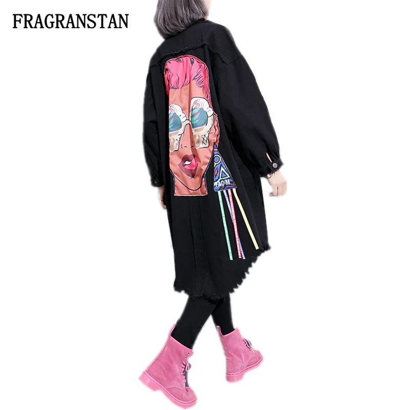 2017 Female Character Pattern Ribbon Printed Denim Trench Coat Autumn Winter Lady Plus Size Irregular Personality Vestidos JQ123
2017 Female Character Pattern Ribbon Printed Denim Trench Coat Autumn Winter Lady Plus Size Irregular Personality Vestidos JQ123