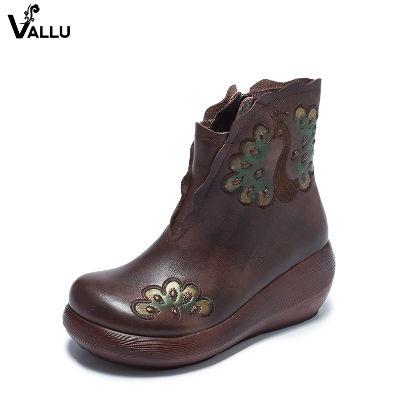VALLU Brand Peacock Design Handmade Women Boots Embroidery Ankle Booties Lady Natural Leather Platform Female Wedge Shoes
VALLU Brand Peacock Design Handmade Women Boots Embroidery Ankle Booties Lady Natural Leather Platform Female Wedge Shoes