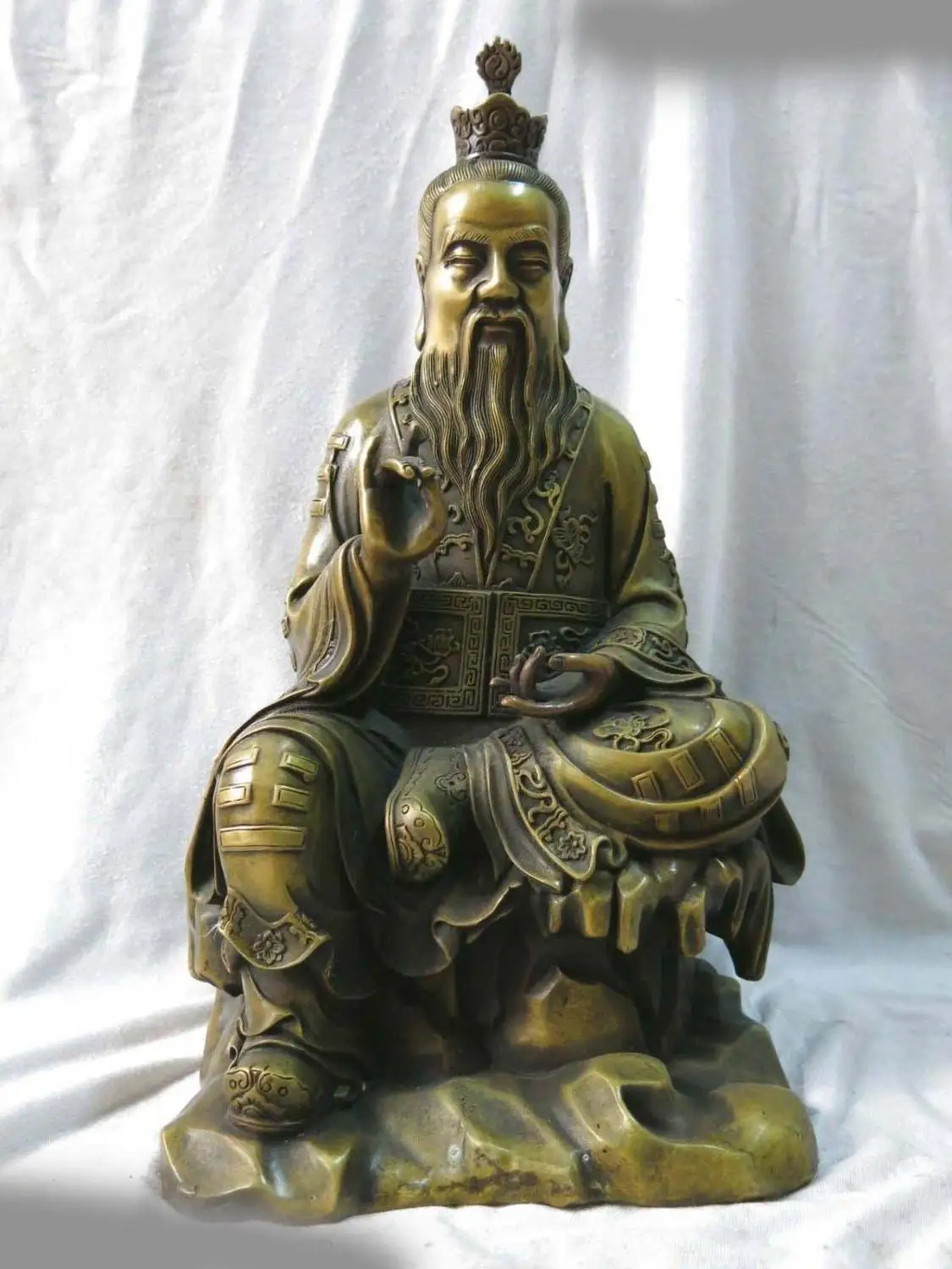 15" China pure brass fine workmanship the founder of a sect of Taoism Statue A(0505)
15" China pure brass fine workmanship the founder of a sect of Taoism Statue A(0505)
