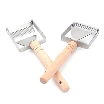 1PCS Honey Knife Sparse Shovel Cutter Honey Scraper Bee Shovel Comb Uncapping Fork Beekeeping Tools Wooden Handle Honey Knife
1PCS Honey Knife Sparse Shovel Cutter Honey Scraper Bee Shovel Comb Uncapping Fork Beekeeping Tools Wooden Handle Honey Knife