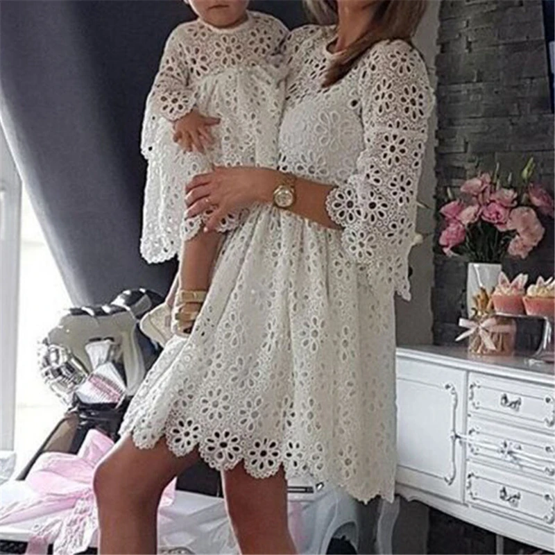 Mother Daughter Dresses Fashion Parent-child Dress Family Matching Outfits White Women Lace Dress Kids Dresses For Girls Clothes
Mother Daughter Dresses Fashion Parent-child Dress Family Matching Outfits White Women Lace Dress Kids Dresses For Girls Clothes