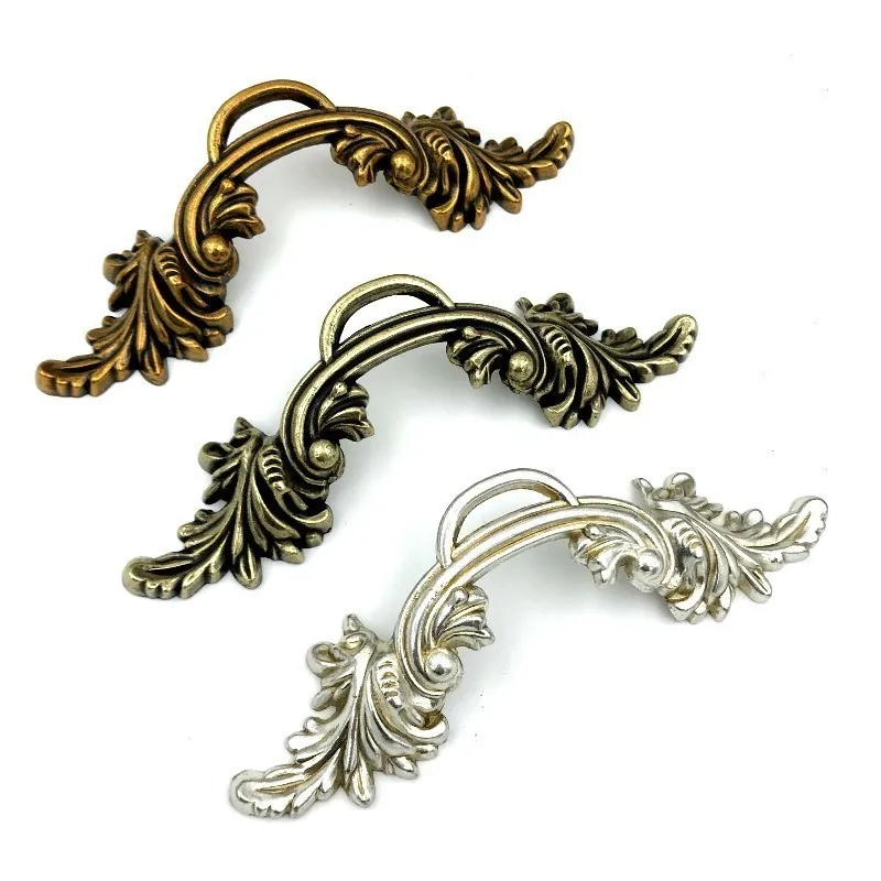 2.5'' Shabby Chic Drawer Handles Pulls Kitchen Cabinet Pulls Handles Knobs / Dresser Handles Decorative Hardware
2.5'' Shabby Chic Drawer Handles Pulls Kitchen Cabinet Pulls Handles Knobs / Dresser Handles Decorative Hardware
