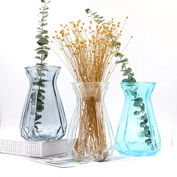 Glass Vase Decoration Simple Small Fresh Home Glass Vase Living Room Transparent Green Water Hydroponic Flower Vase 3
Glass Vase Decoration Simple Small Fresh Home Glass Vase Living Room Transparent Green Water Hydroponic Flower Vase 3