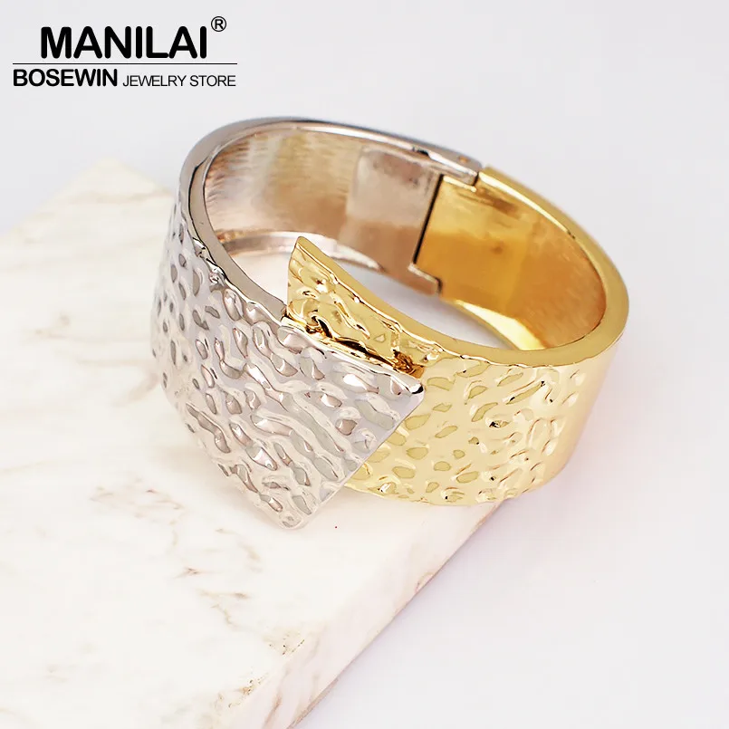MANILAI Punk Rough surface Alloy Cuff Bangles Bracelets For Women Fashion Metal Statement Big Bangle Jewelry Accessories
MANILAI Punk Rough surface Alloy Cuff Bangles Bracelets For Women Fashion Metal Statement Big Bangle Jewelry Accessories