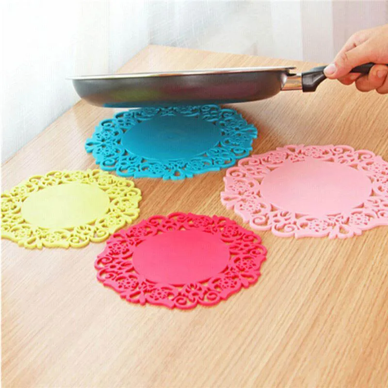 High Quality Hollow Lace Flower Design Round Silicone Table Cups Coaster Heat Resistant Pads VE
High Quality Hollow Lace Flower Design Round Silicone Table Cups Coaster Heat Resistant Pads VE